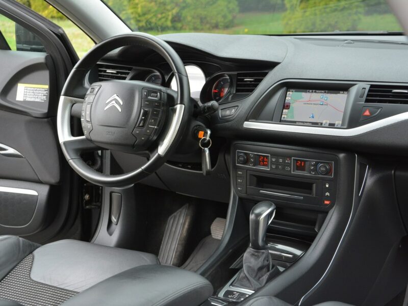 Citroen C5 Exclusive Skóry Bi-Xenon Ledy Navi Kamera Masaże Hydro z Niemiec III (2008-)