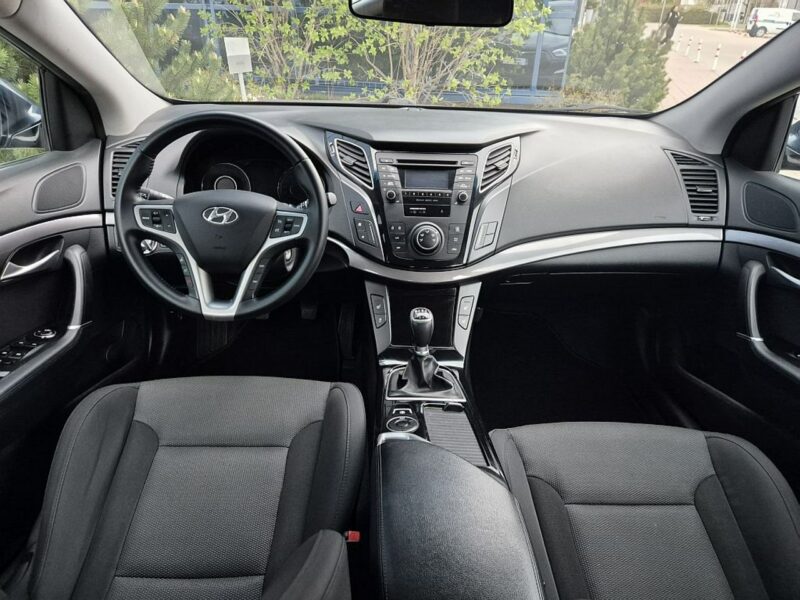 Hyundai i40 1.6 GDI * GWARANCJA * kombi * serwis do końca * manual * warszawa