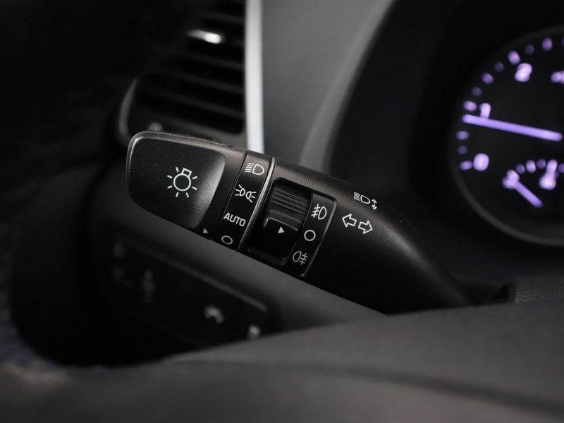Hyundai Tucson klima auto grzane fotele navi bluetooth PDC III (2015-2020)