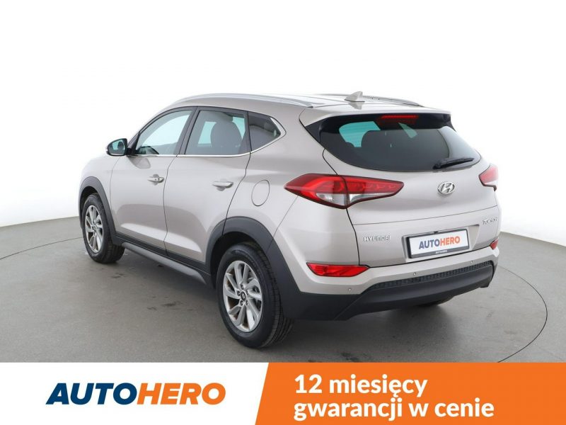 Hyundai Tucson klima auto grzane fotele navi bluetooth PDC III (2015-2020)