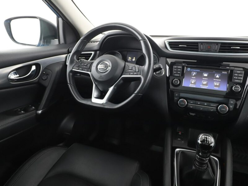 Nissan Qashqai N-Connecta panorama navi kamera grzane fotele tempomat Bluetooth II (2013-2021)