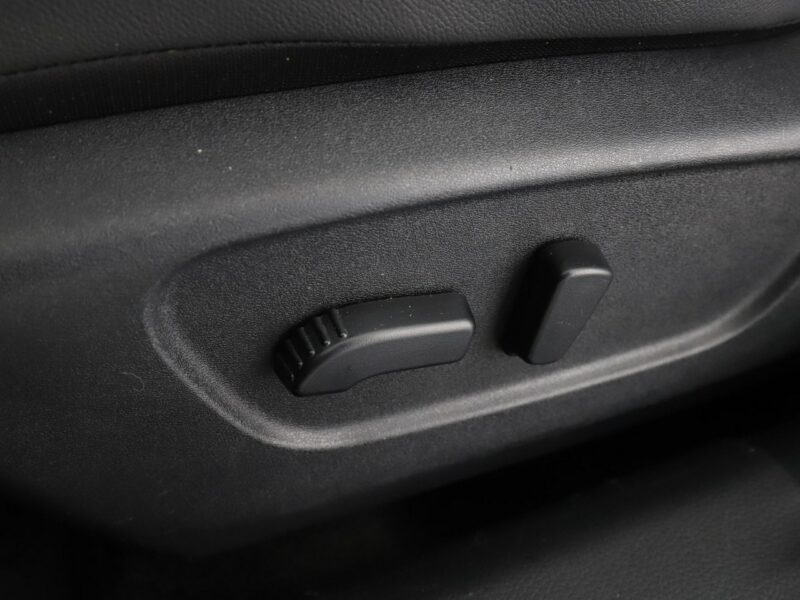 Nissan Qashqai N-Connecta panorama navi kamera grzane fotele tempomat Bluetooth II (2013-2021)