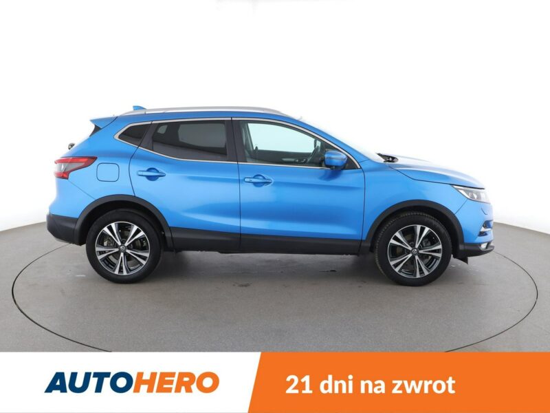 Nissan Qashqai N-Connecta panorama navi kamera grzane fotele tempomat Bluetooth II (2013-2021)