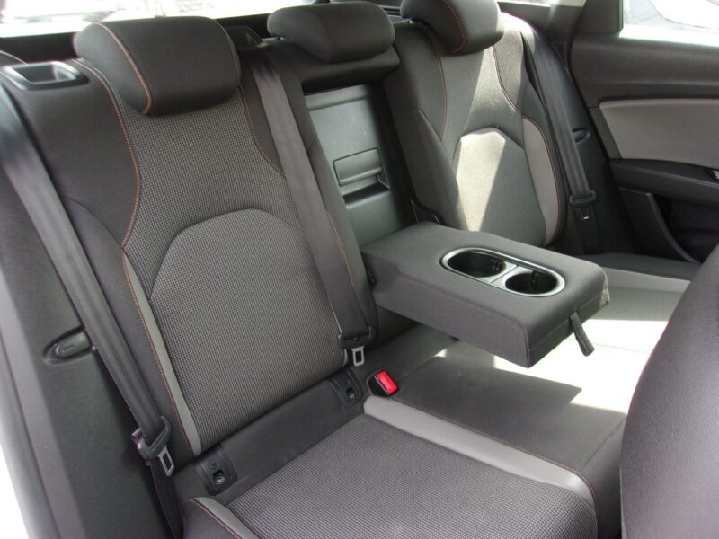 Seat Leon X-Perience, 4X4, Podgrz. Fotele, PDC przód tył, Klimatronic 2-strefowy III (2012-)