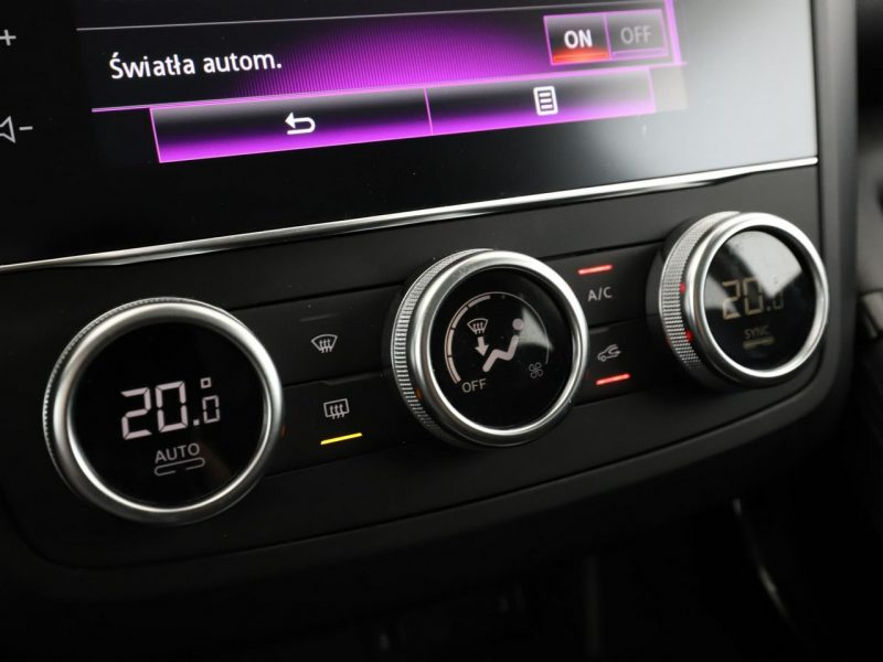 Renault Kadjar klima auto czujniki parkowania multifunkcja I (2015-)