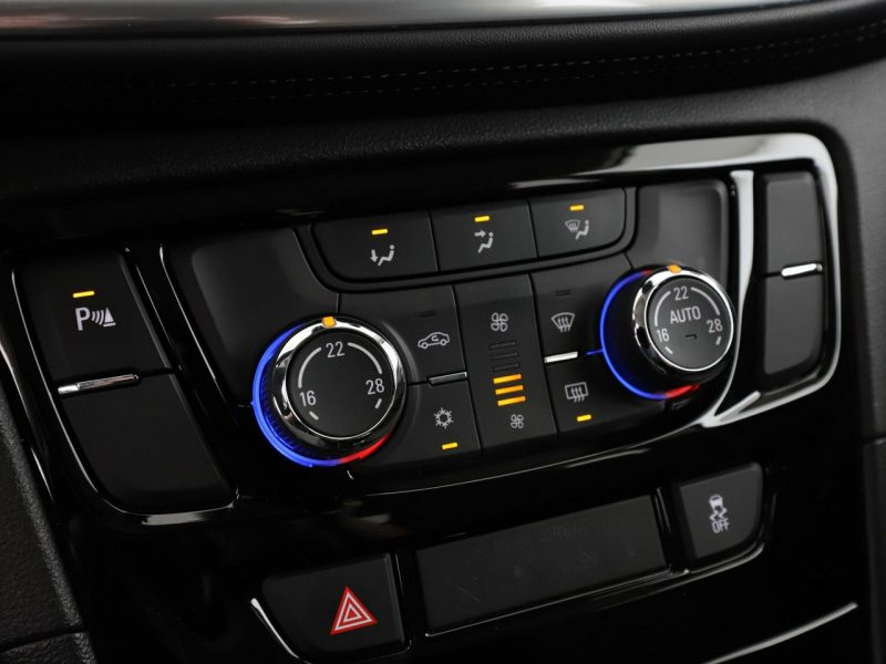 Opel Mokka FL 1.4 Turbo Automat Innovation Klimatronik Tempomat Nawigacja Kamera I (2012-2019)