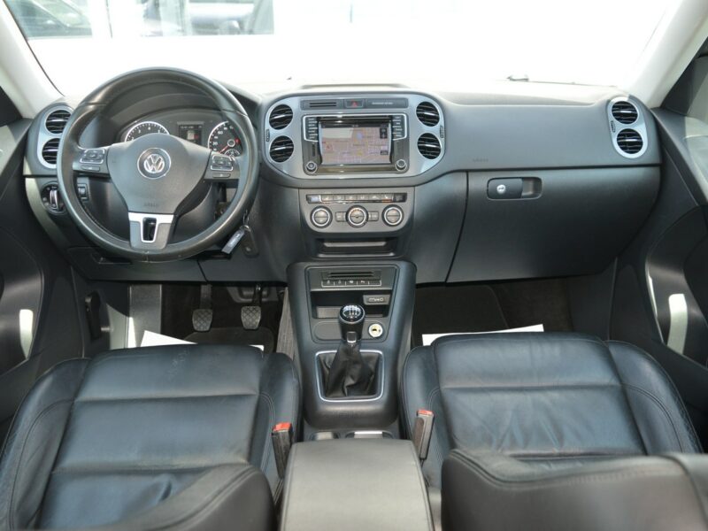 Volkswagen Tiguan 1.4TSI R-Line 100% bezwypadkowy Navi Bluetooth Euro6 Rozrząd na pasku I (2007-2016)