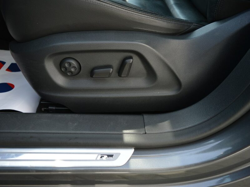 Volkswagen Tiguan 1.4TSI R-Line 100% bezwypadkowy Navi Bluetooth Euro6 Rozrząd na pasku I (2007-2016)