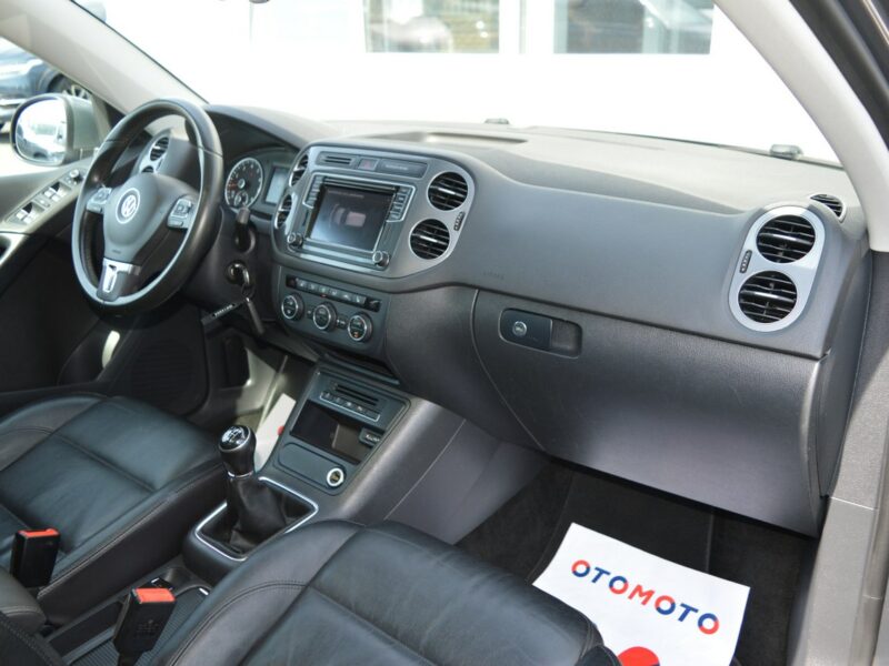 Volkswagen Tiguan 1.4TSI R-Line 100% bezwypadkowy Navi Bluetooth Euro6 Rozrząd na pasku I (2007-2016)