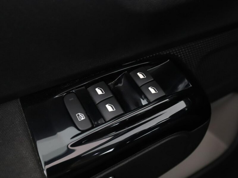 Citroen C3 automat navi klima-auto Bluetooth FullLED tempomat III (2016-)