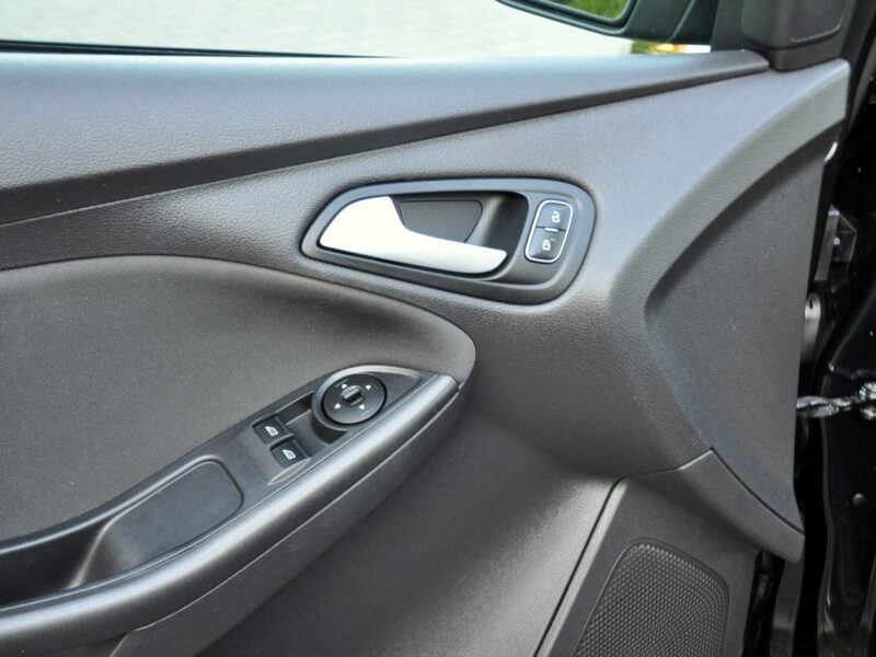 Ford Focus 1.5TDCi(120KM)*Lift*123tyś.km*Klimatronik*Grzane Fotele*Welur*Alu16" Mk3 (2010-2018)