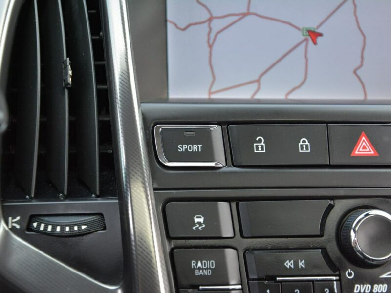 Opel Astra bi-Xenon Ledy Navi Szyber Parktronic Chrom 2xParkt J (2009-2019)