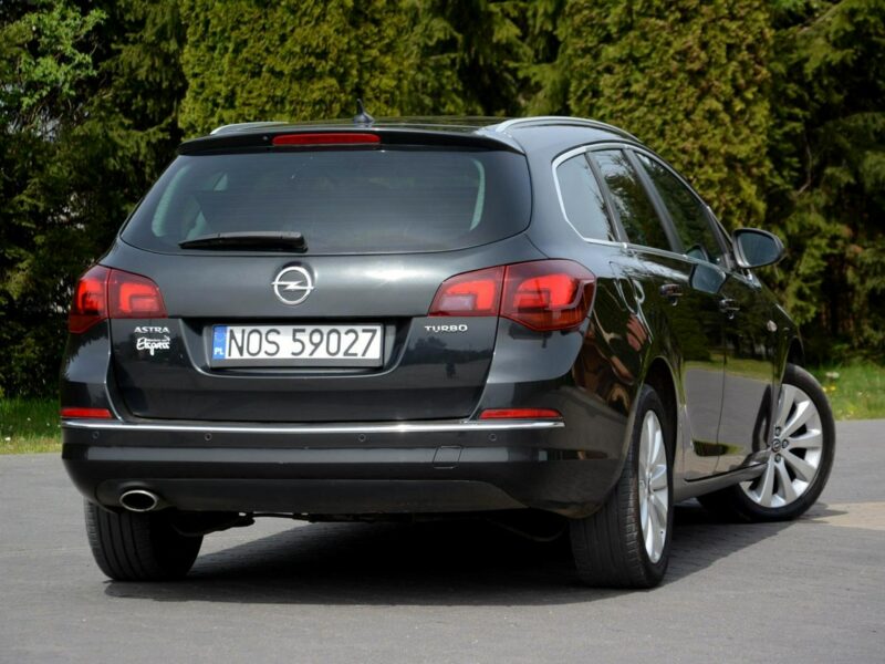 Opel Astra 1.4T(140KM) Lift bi-Xenon Led Duża Navi Skóry 2xParktr. Chromy Alu 17 J (2009-2019)
