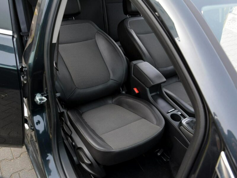 Opel Astra 1.4T(140KM) Lift bi-Xenon Led Duża Navi Skóry 2xParktr. Chromy Alu 17 J (2009-2019)