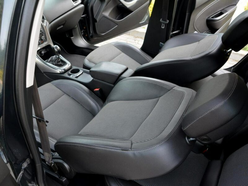 Opel Astra 1.4T(140KM) Lift bi-Xenon Led Duża Navi Skóry 2xParktr. Chromy Alu 17 J (2009-2019)