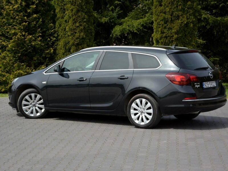 Opel Astra 1.4T(140KM) Lift bi-Xenon Led Duża Navi Skóry 2xParktr. Chromy Alu 17 J (2009-2019)