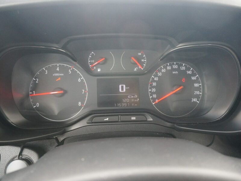 Opel Combo 1.5 CDTI/131 KM Cargo XL 2,4t Essential Salon PL Fvat 23% PO9SM26 E (2018-)