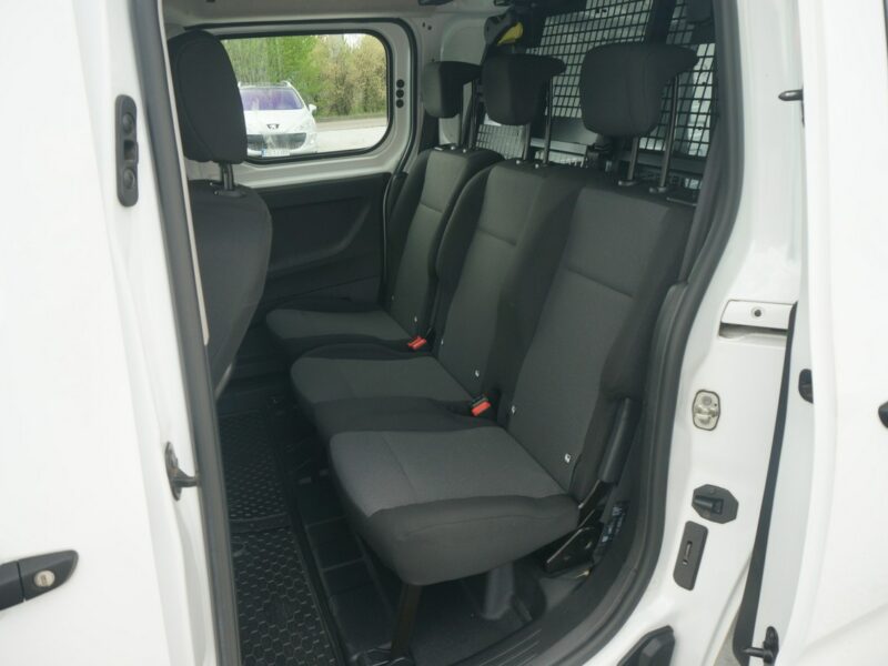 Opel Combo 1.5 CDTI/131 KM Cargo XL 2,4t Essential Salon PL Fvat 23% PO9SM26 E (2018-)