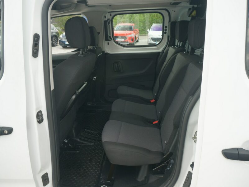 Opel Combo 1.5 CDTI/131 KM Cargo XL 2,4t Essential Salon PL Fvat 23% PO9SM26 E (2018-)