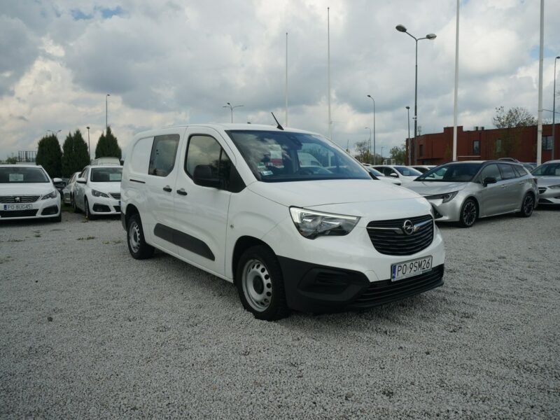 Opel Combo 1.5 CDTI/131 KM Cargo XL 2,4t Essential Salon PL Fvat 23% PO9SM26 E (2018-)