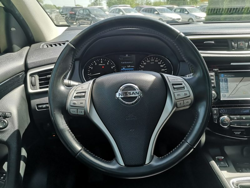 Nissan Qashqai 1.2 116KM Tekna Klimatronic Led Nawi Parktronik Kamera Salon Pl II (2013-2021)