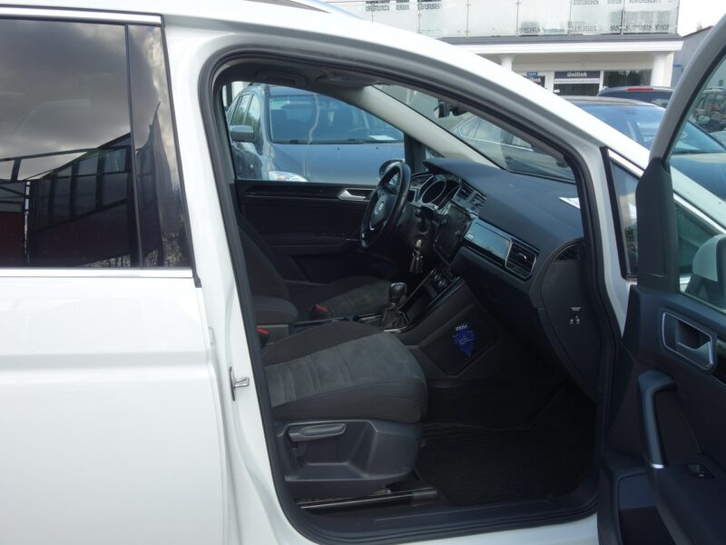 Volkswagen Touran Volkswagen Touran 2.0 TDI BMT Highline DSG III (2015-)