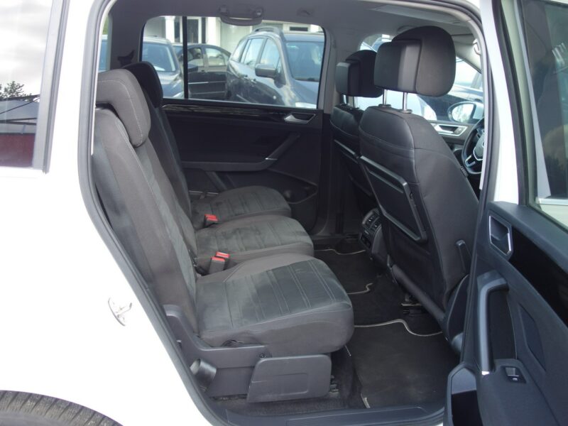 Volkswagen Touran Volkswagen Touran 2.0 TDI BMT Highline DSG III (2015-)