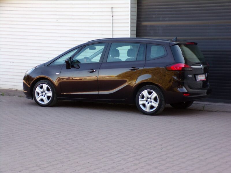 Opel Zafira Navi /Klimatronic /1,4 /140KM /I właść /2013r C (2011-)