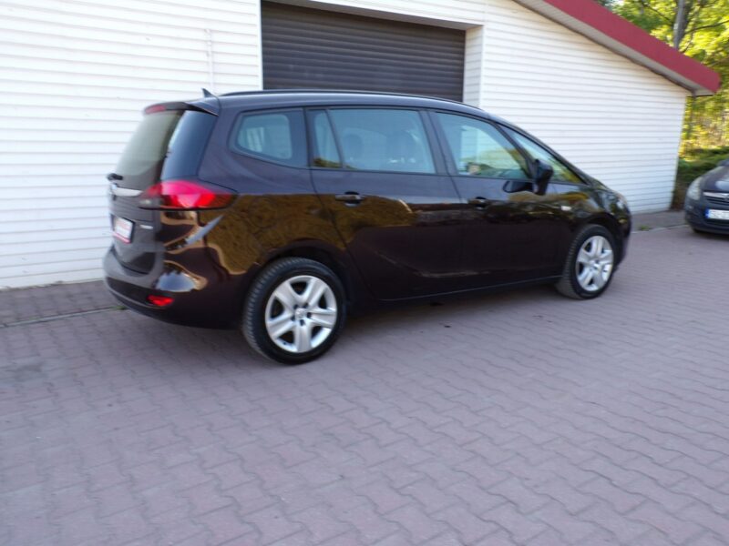 Opel Zafira Navi /Klimatronic /1,4 /140KM /I właść /2013r C (2011-)