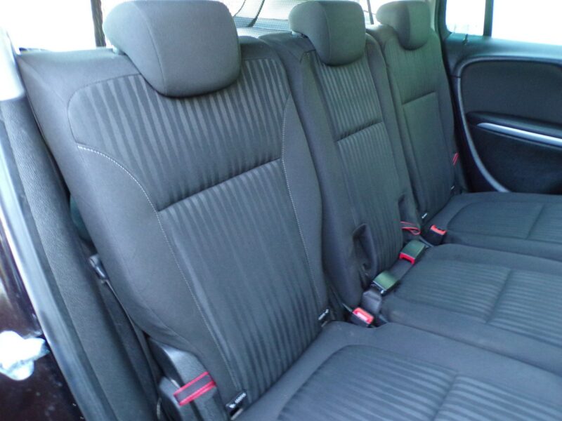 Opel Zafira Navi /Klimatronic /1,4 /140KM /I właść /2013r C (2011-)