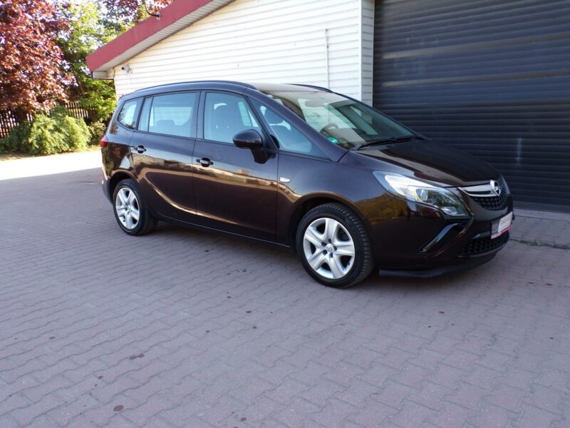 Opel Zafira Navi /Klimatronic /1,4 /140KM /I właść /2013r C (2011-)