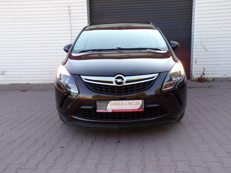 Opel Zafira Navi /Klimatronic /1,4 /140KM /I właść /2013r C (2011-)