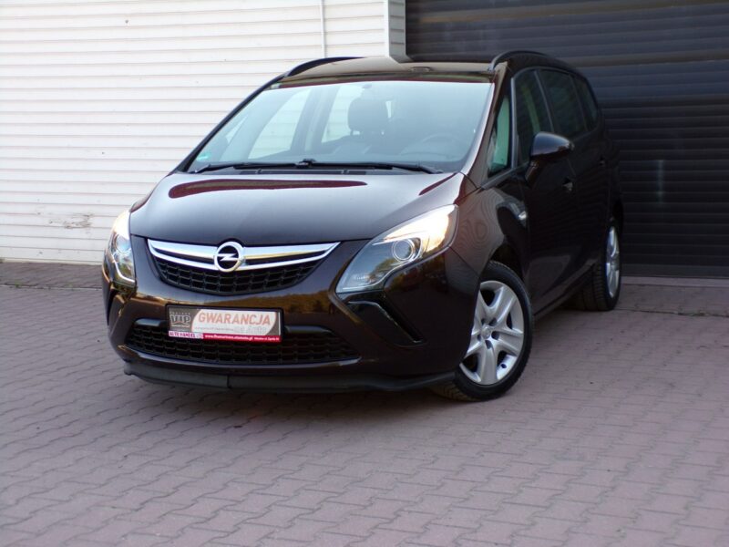 Opel Zafira Navi /Klimatronic /1,4 /140KM /I właść /2013r C (2011-)