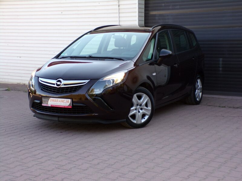 Opel Zafira Navi /Klimatronic /1,4 /140KM /I właść /2013r C (2011-)