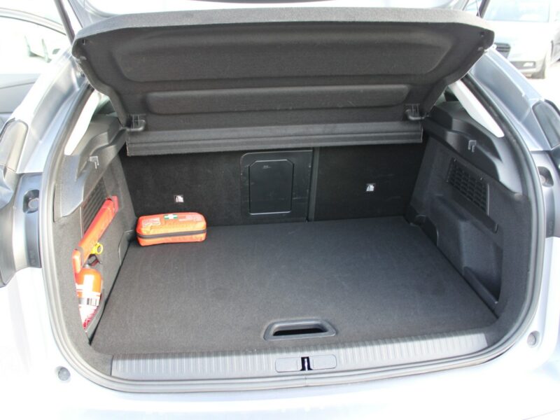 Citroen C4 SHINE 1.5D F-Vat Salon Polska Gwarancja III (2020-)