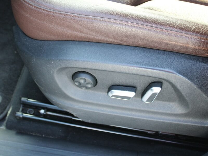 Audi Q5 Skóra Panorama Navi el. klapa 8R (2008-)