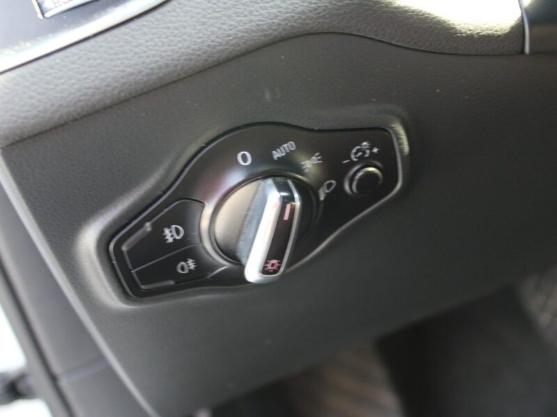 Audi Q5 Skóra Panorama Navi el. klapa 8R (2008-)