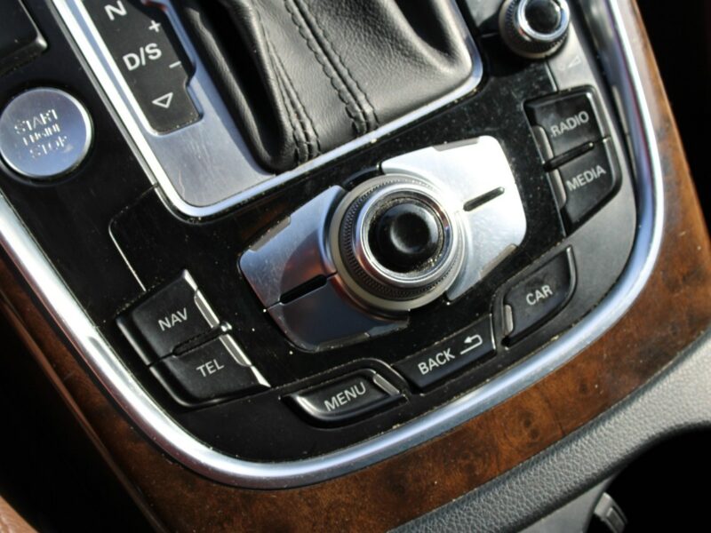 Audi Q5 Skóra Panorama Navi el. klapa 8R (2008-)