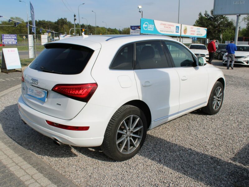 Audi Q5 Skóra Panorama Navi el. klapa 8R (2008-)