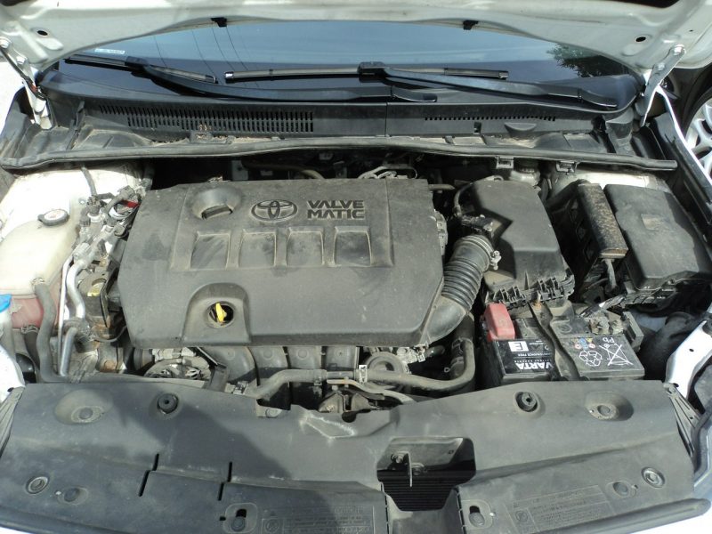 Toyota Avensis sprzedam Toyote AVENSIS 1.8 B salon polska nowe opony III (2009-)