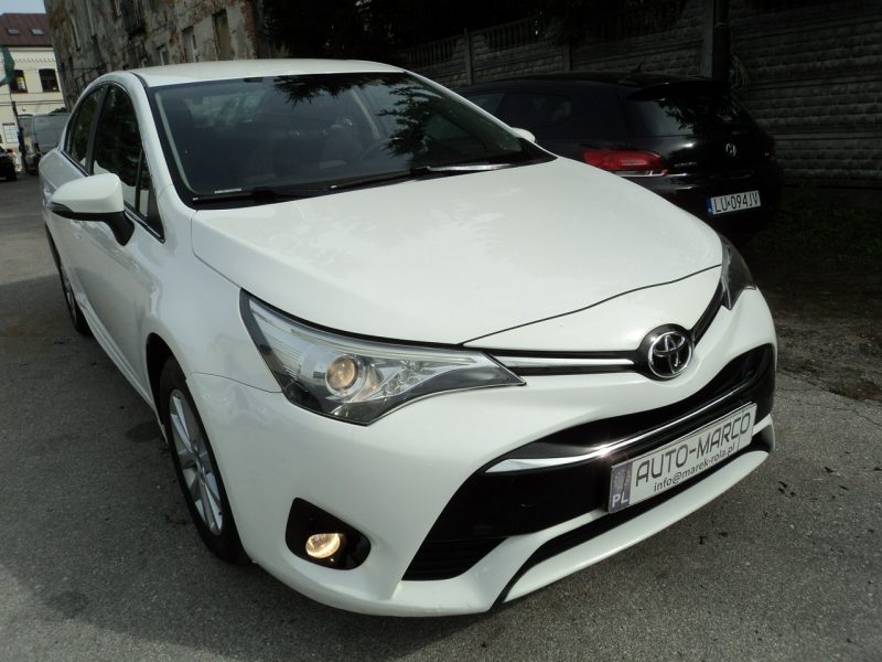 Toyota Avensis sprzedam Toyote AVENSIS 1.8 B salon polska nowe opony III (2009-)