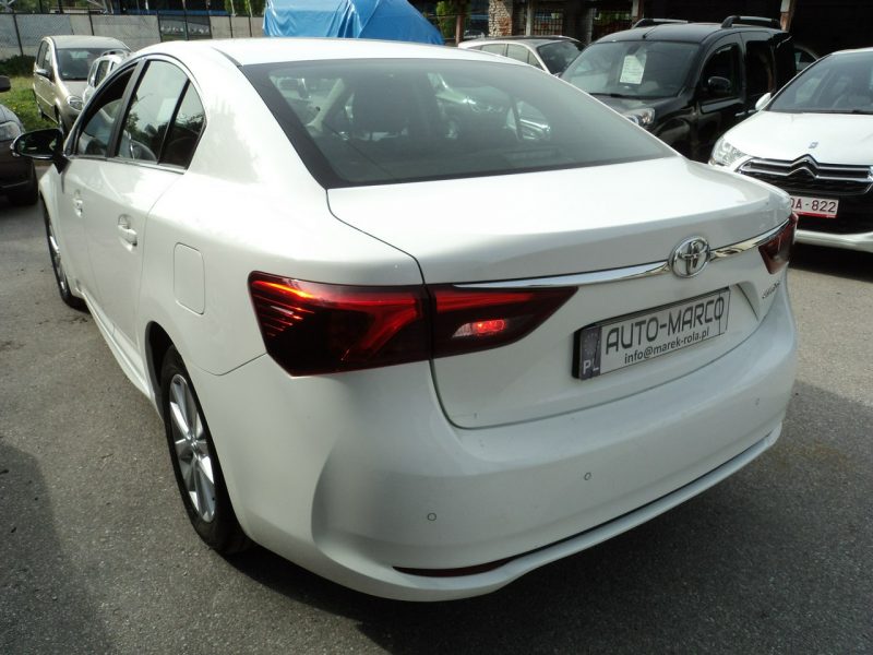 Toyota Avensis sprzedam Toyote AVENSIS 1.8 B salon polska nowe opony III (2009-)