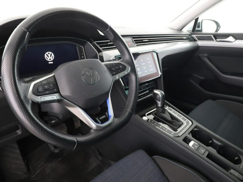 Volkswagen Passat FV23 LIFT 1.4GTE PHEV Climatronic Virtual ACC Navi Park Assist FullLED B8 (2014-2023)