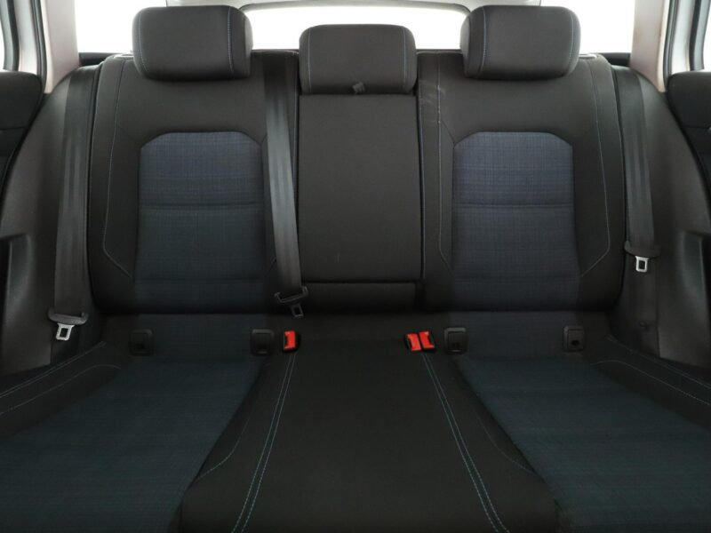 Volkswagen Passat FV23 LIFT 1.4GTE PHEV Climatronic Virtual ACC Navi Park Assist FullLED B8 (2014-2023)