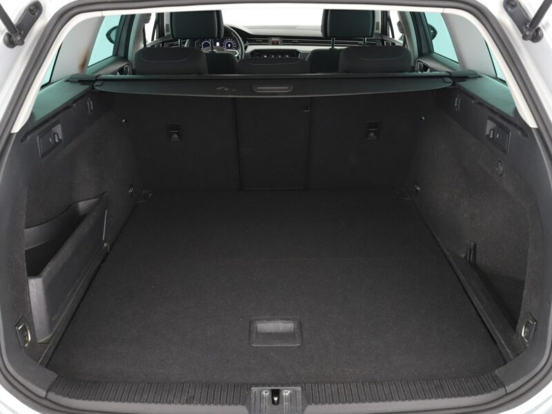 Volkswagen Passat FV23 LIFT 1.4GTE PHEV Climatronic Virtual ACC Navi Park Assist FullLED B8 (2014-2023)