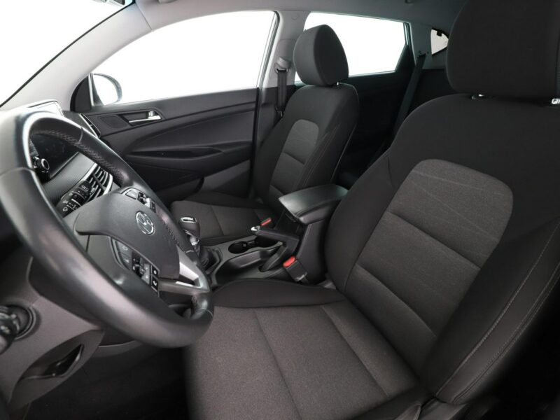 Hyundai Tucson lift navi czujniki i kamera parkowania klima auto III (2015-2020)