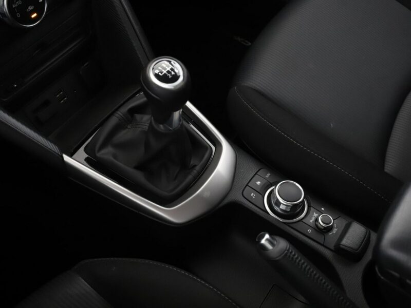 Mazda CX-3 niski przebieg navi PDC tempomat klima-auto Bluetooth