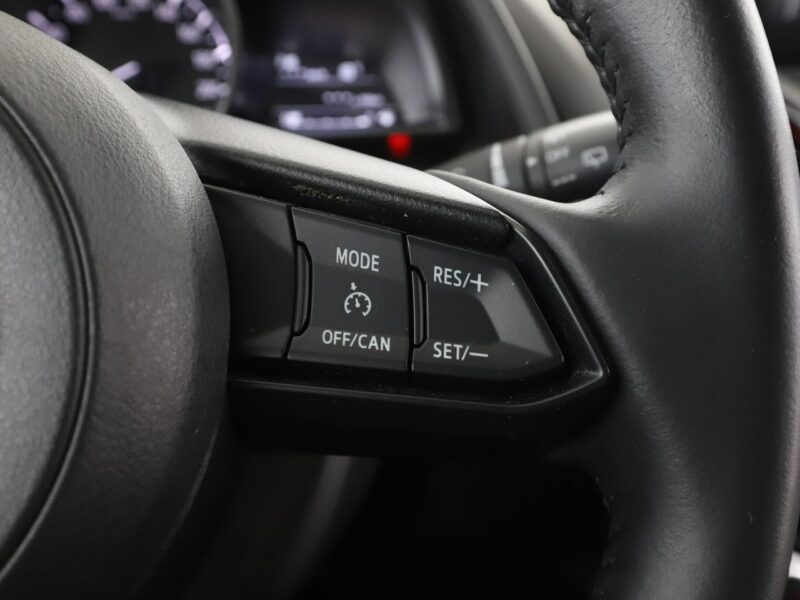 Mazda CX-3 niski przebieg navi PDC tempomat klima-auto Bluetooth