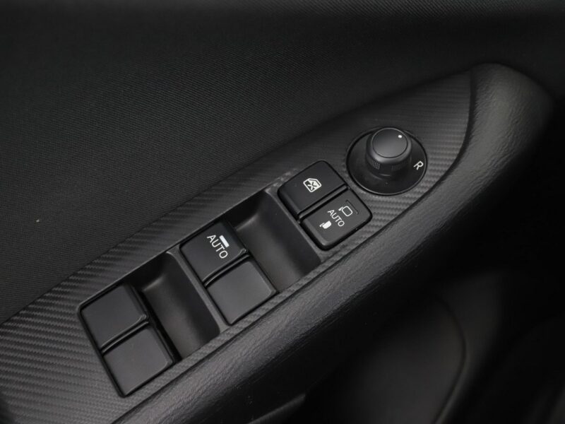 Mazda CX-3 niski przebieg navi PDC tempomat klima-auto Bluetooth