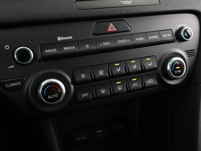Kia Sportage lift niski przebieg kamera klima-auto Bluetooth tempomat 6MT III (2010-2015)